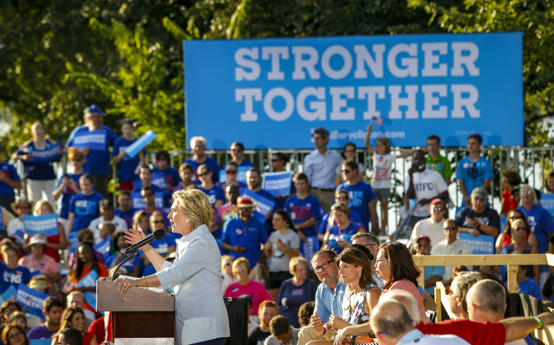 090516-HILLARY-CLINTON-008.jpg